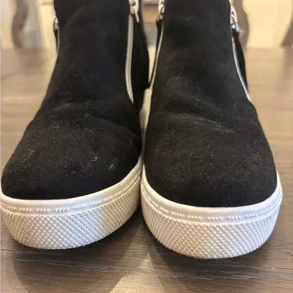 Black Suede Girls Boots - Picture 2 of 5